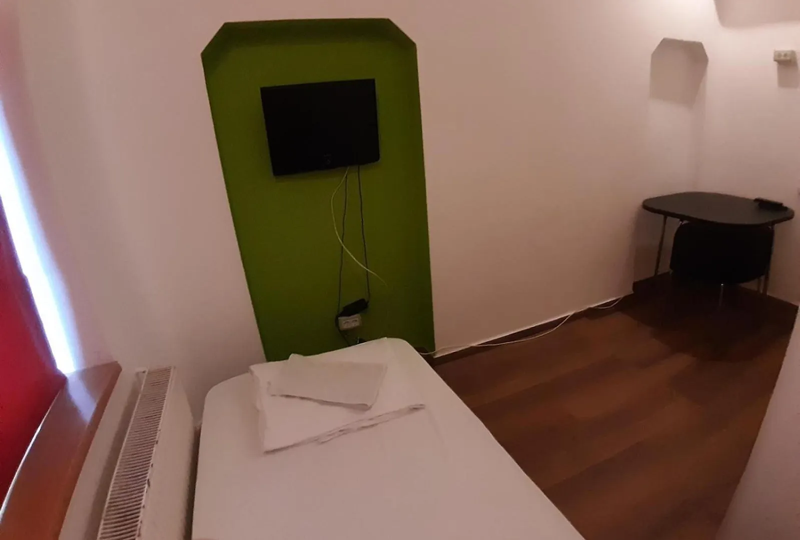 Harry Hotel Smart Hotel 3*, Bukarest