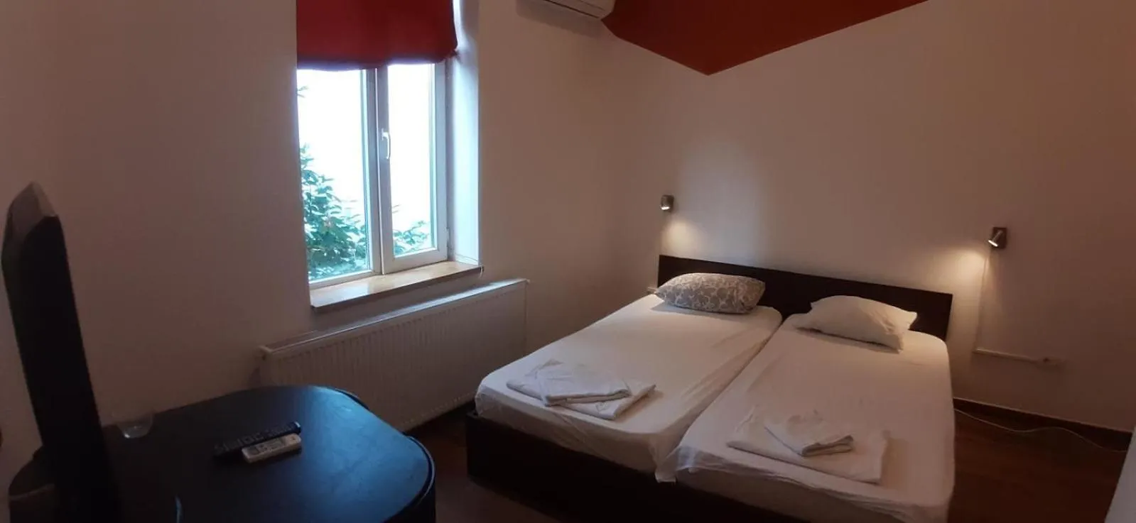 Harry Hotel Smart Hotel 3*, Bukarest