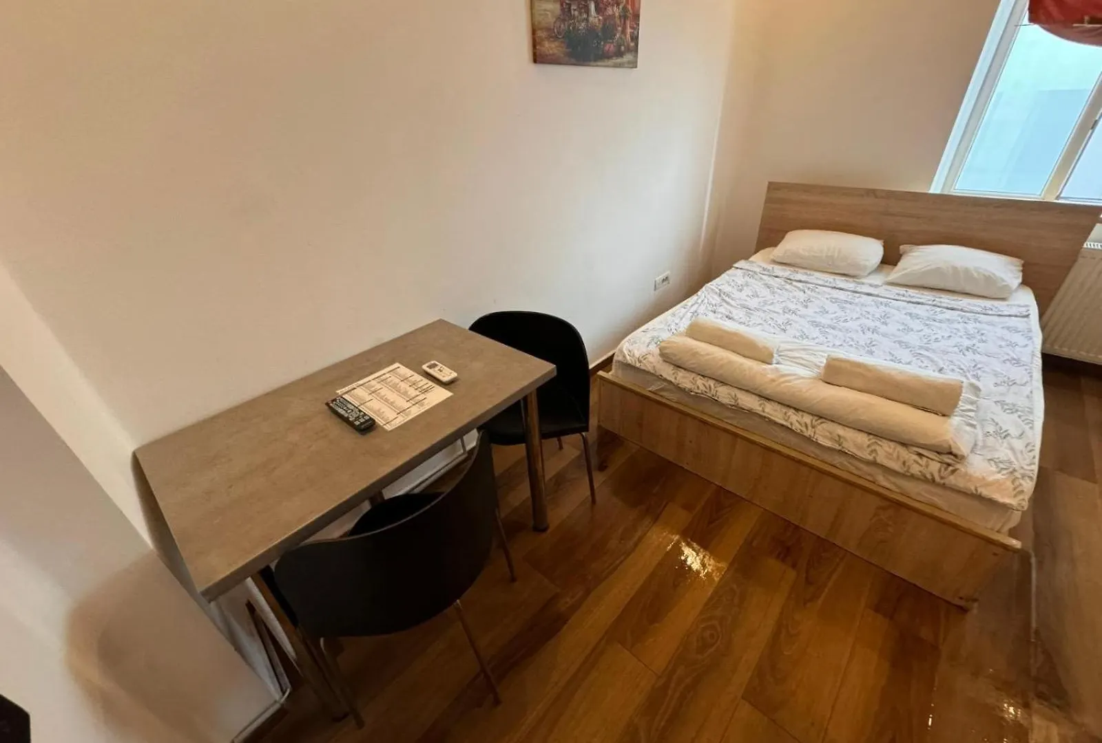 Harry Hotel Smart Hotel 3*, ブカレスト ルーマニア