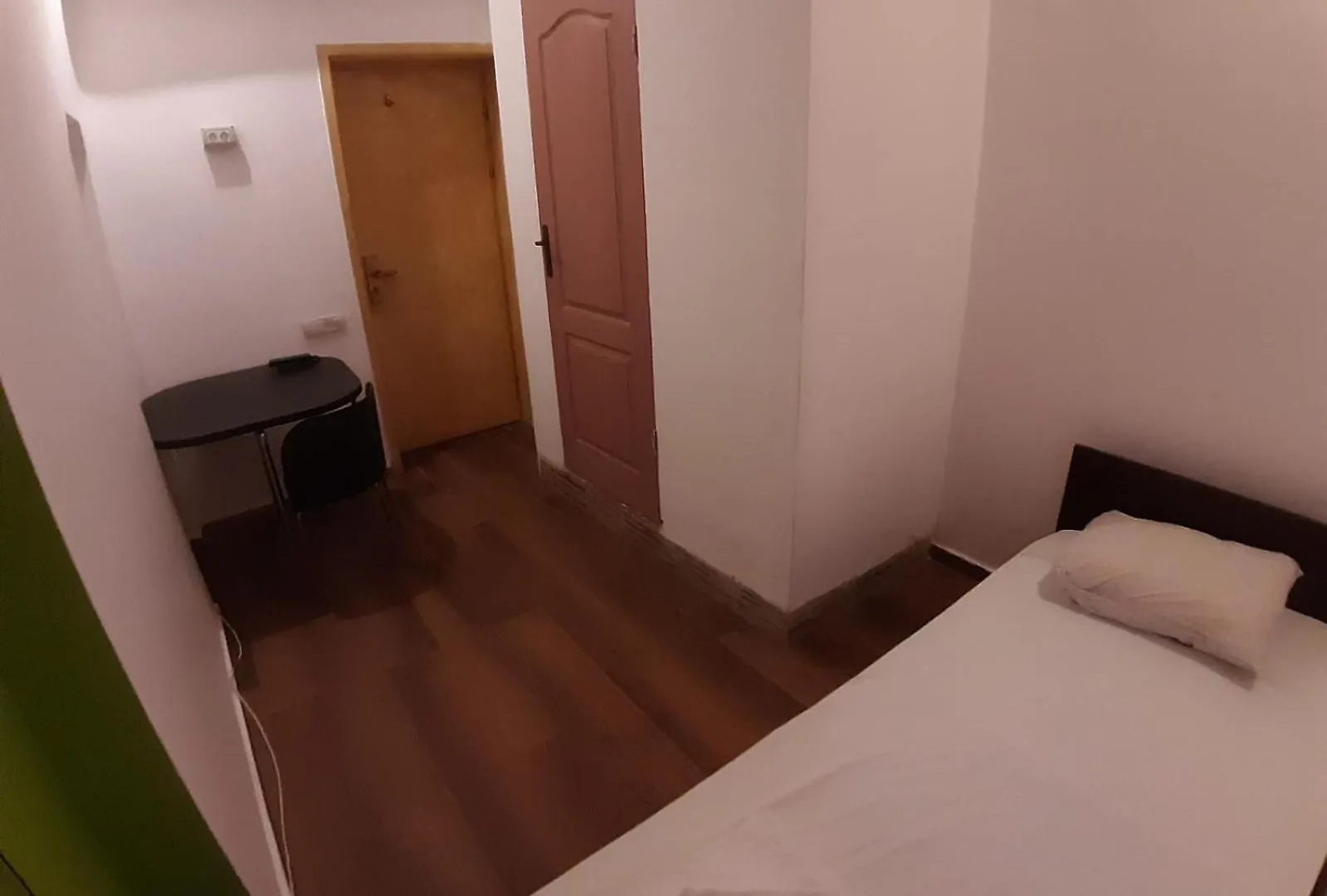 Harry Hotel Smart Hotel